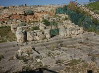 Agora_di_Segesta_2