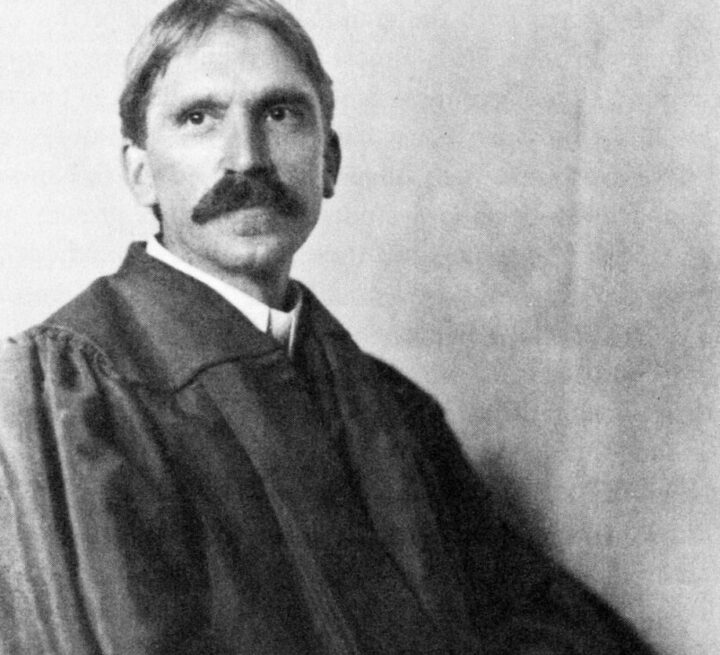 John_Dewey_in_1902
