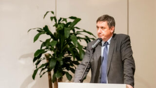 Jan Jambon lors d’un évènement du Voka en novembre 2019, prise par Voka (CC-BY 2.0 – Andreas GIJBELS)